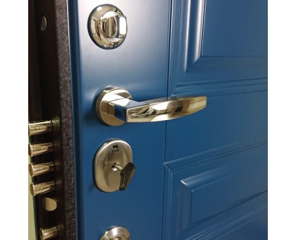 Двери MUL-T-LOCK с взломостойкими замками